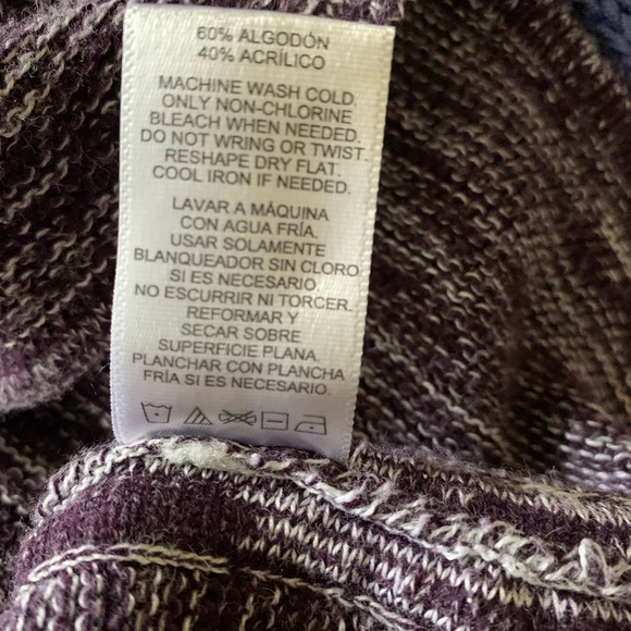 Beautiful Ellen Tracy purple blend, cotton sweater, in like new condition - Picture 8 of 8